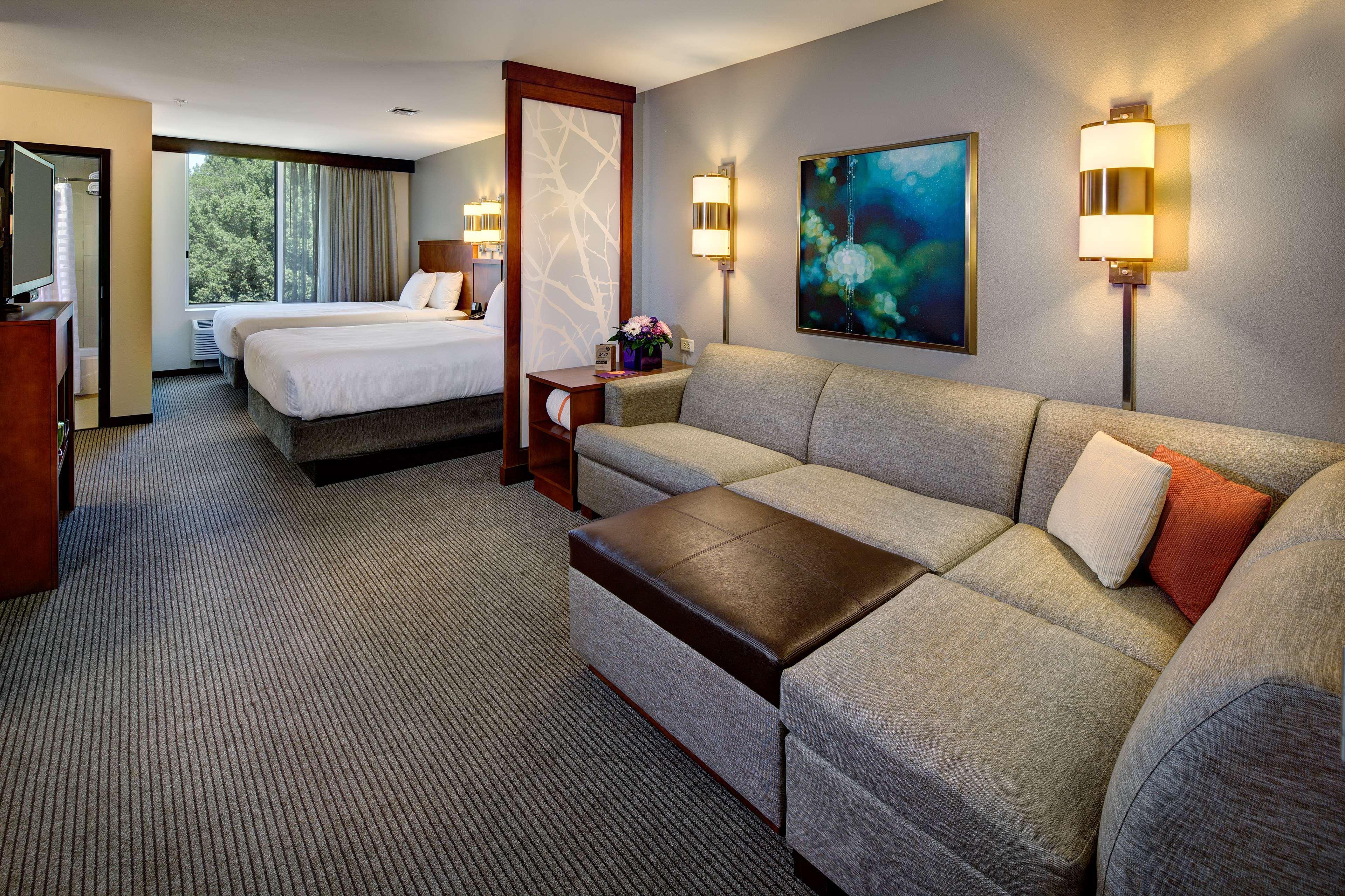 Hyatt Place Uc Davis Exterior photo