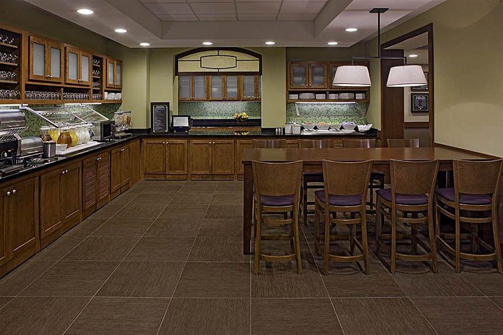 Hyatt Place Uc Davis Restaurant photo