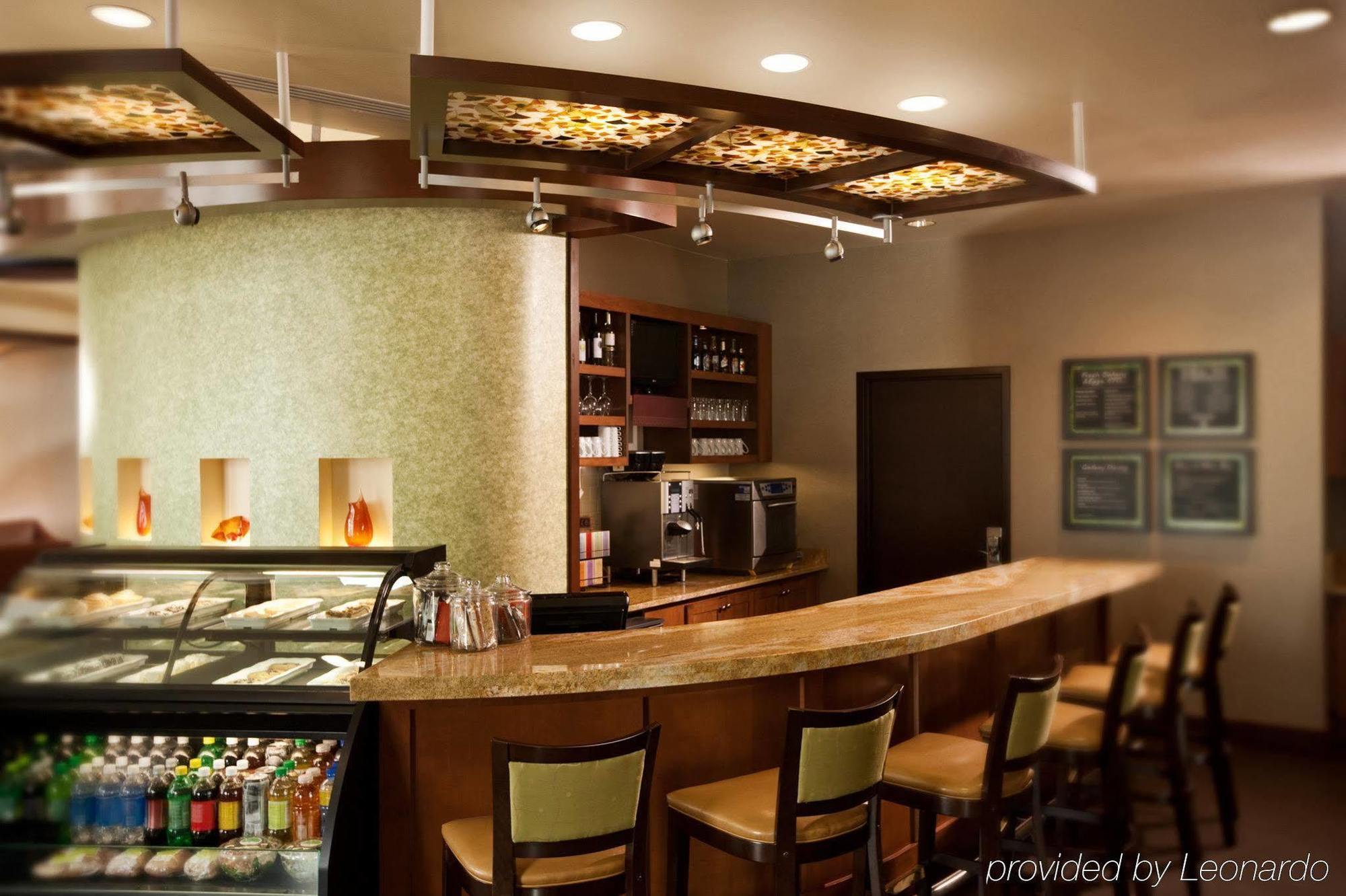 Hyatt Place Uc Davis Restaurant photo